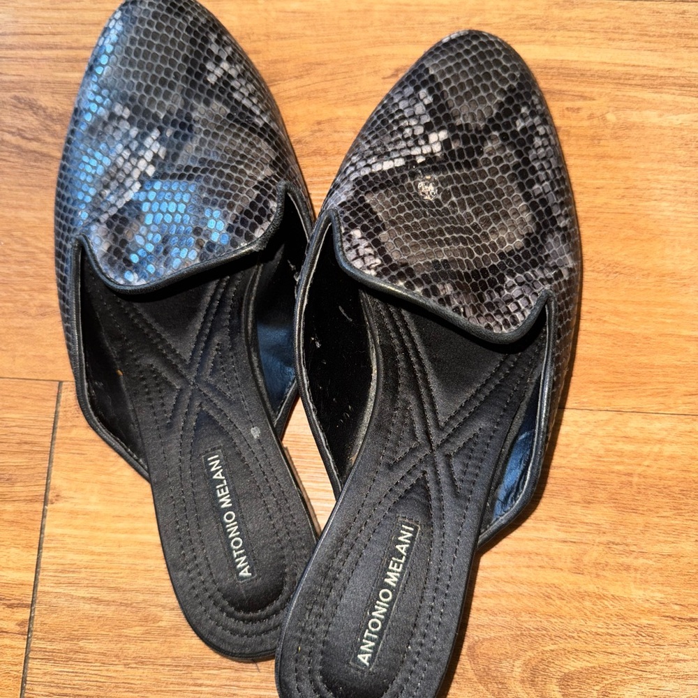 Antonio Melani Black Snakeskin Women's Shoes